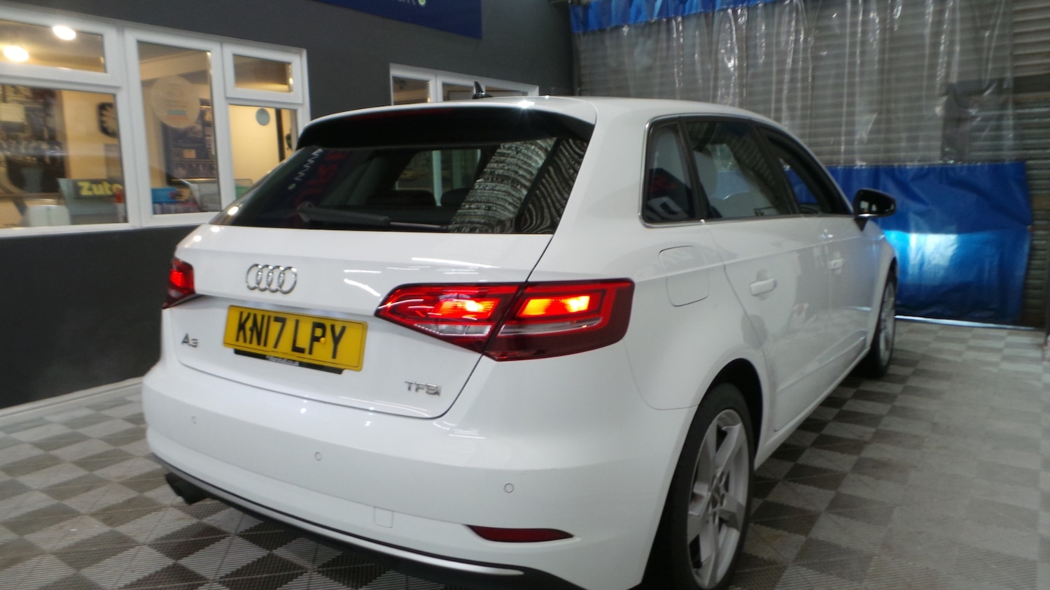 Used Audi A3 2017 for sale - 76905219: Photo 4