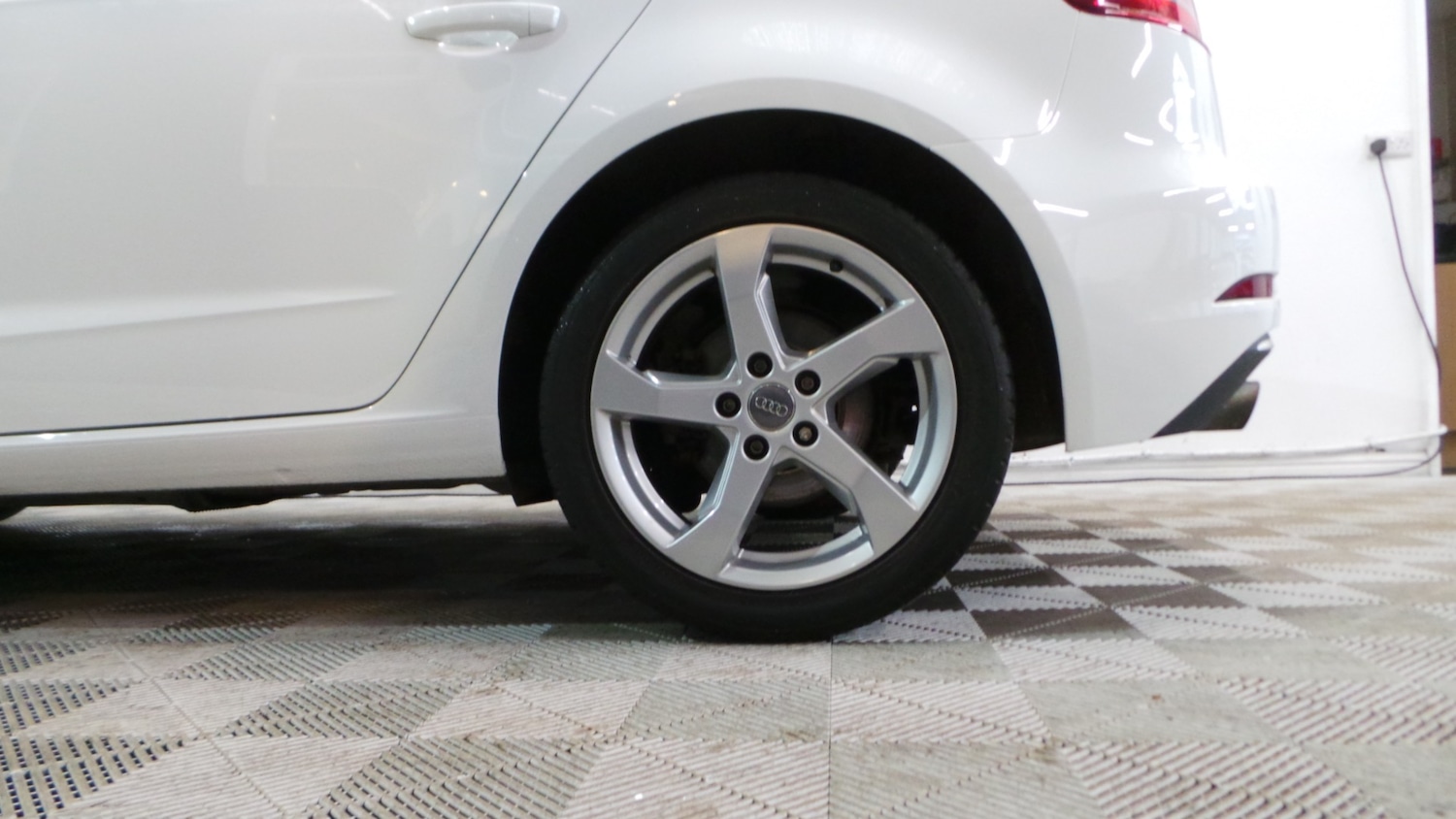 Used Audi A3 2017 for sale - 76905219: Photo 6