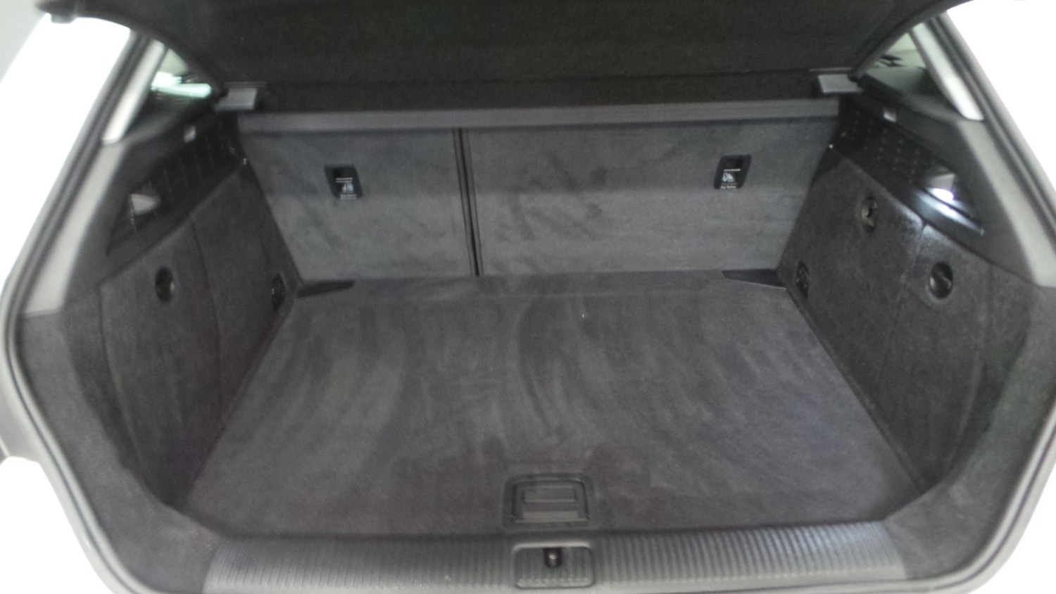 Used Audi A3 2017 for sale - 76905219: Photo 9