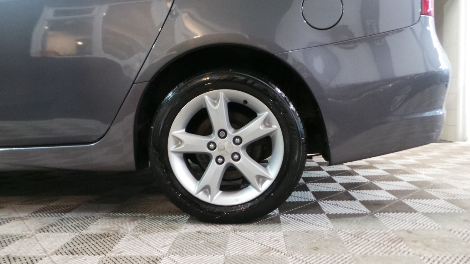 Used Mitsubishi Grandis 2009 for sale - 77731146: Photo 6