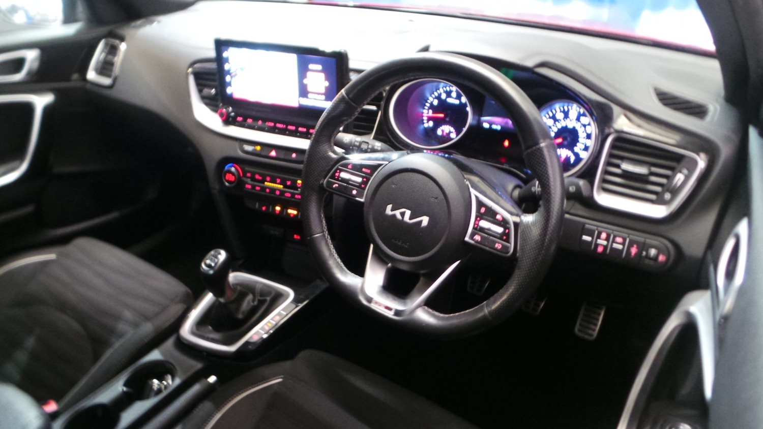 Used Kia Ceed 2022 for sale - 77759615: Photo 4