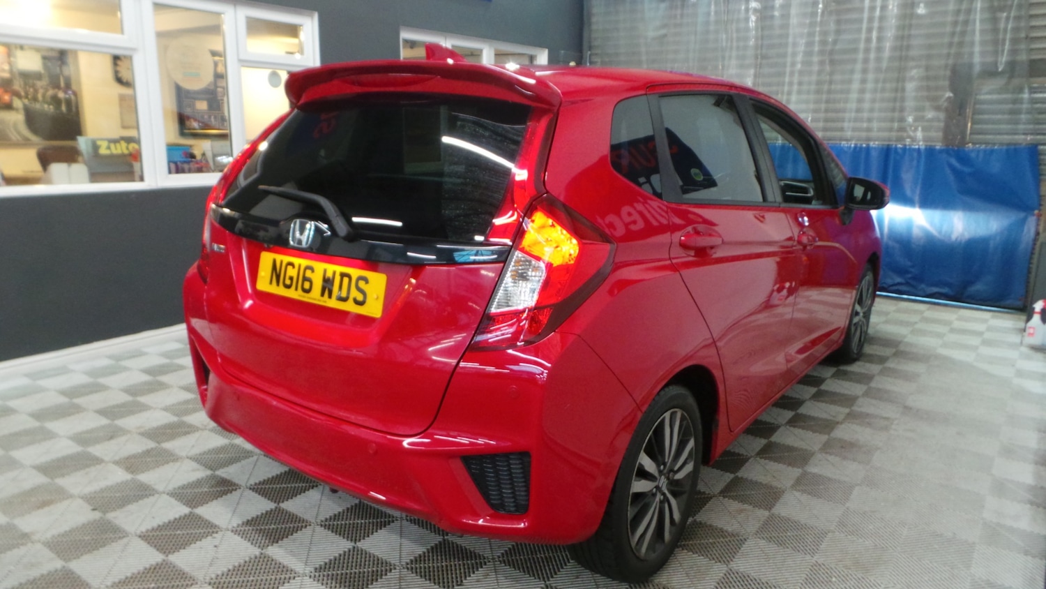 Used Honda Jazz 2016 for sale - 76921547: Photo 14