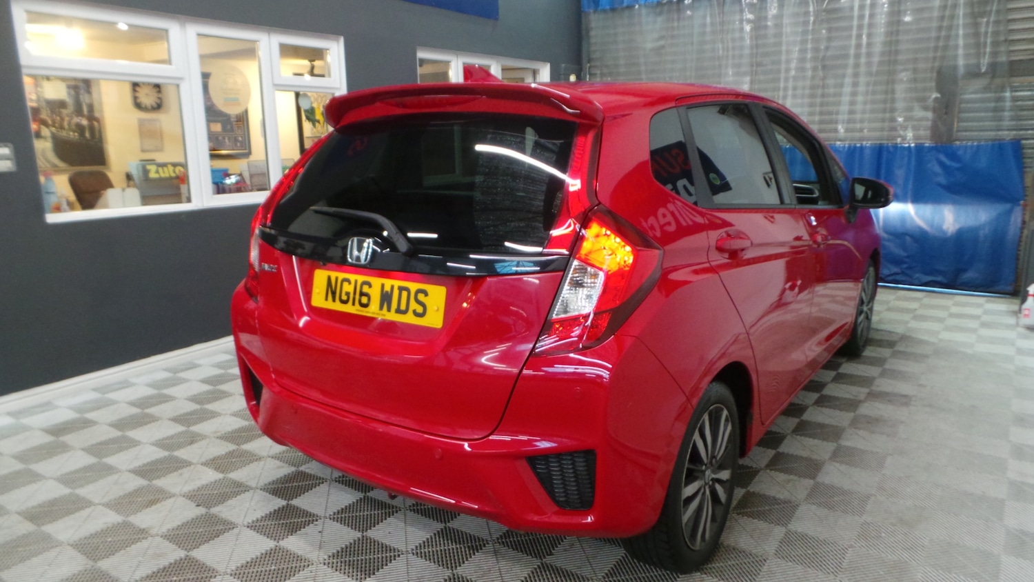 Used Honda Jazz 2016 for sale - 76921547: Photo 3
