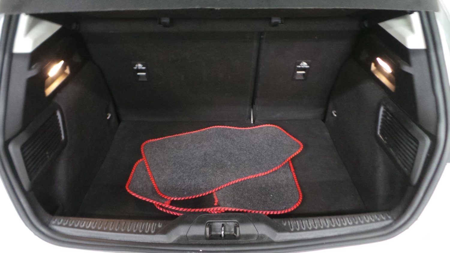 Used Ford Focus 2019 for sale - 76412105: Photo 15