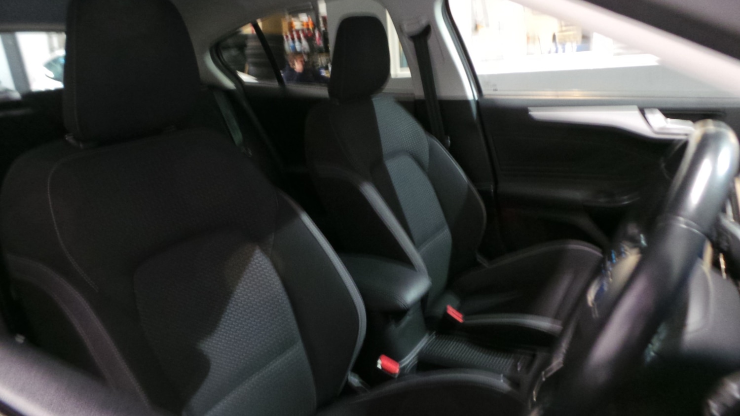 Used Ford Focus 2019 for sale - 76412105: Photo 26