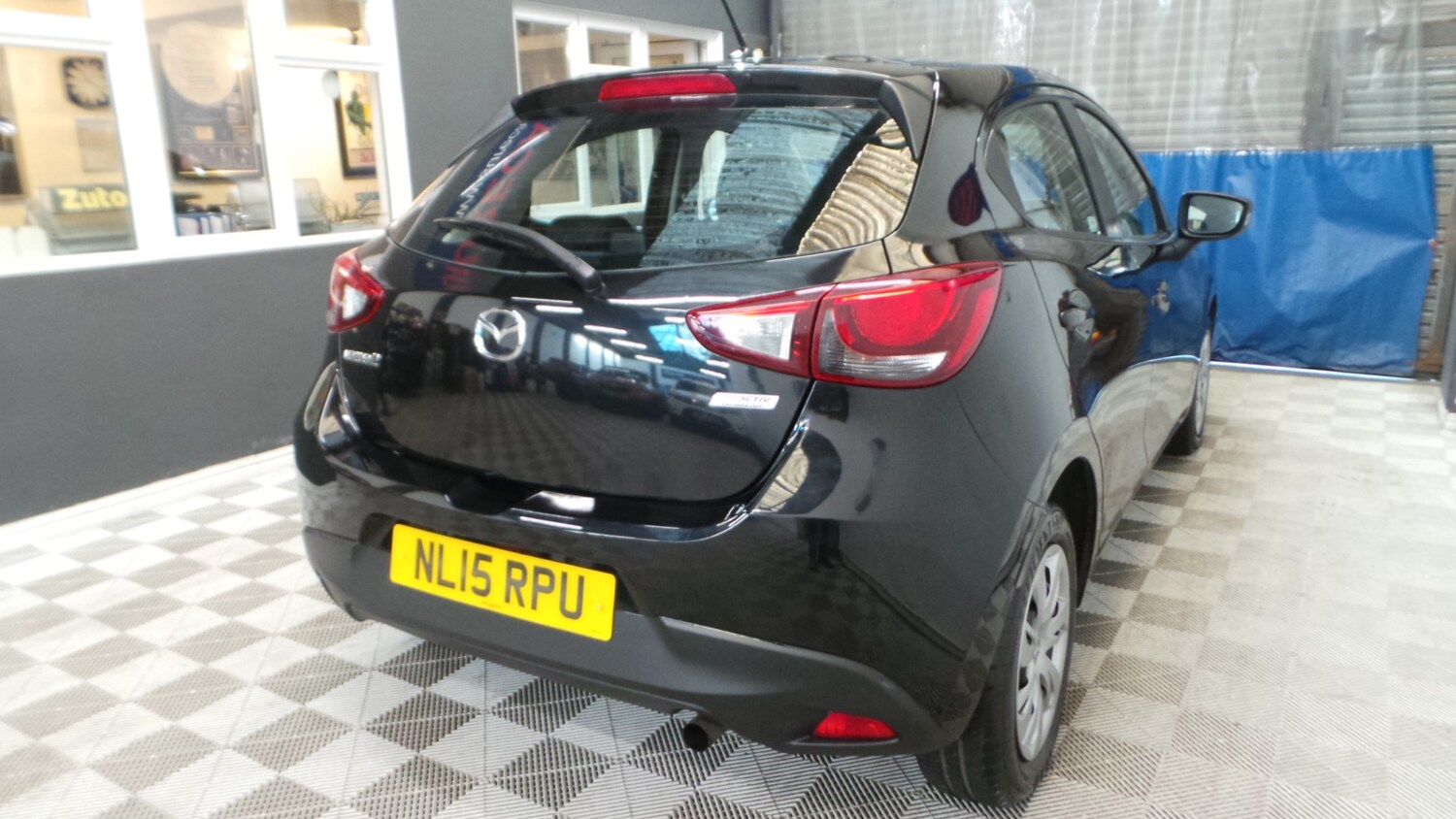 Used Mazda Mazda2 2015 for sale - 77888501: Photo 11