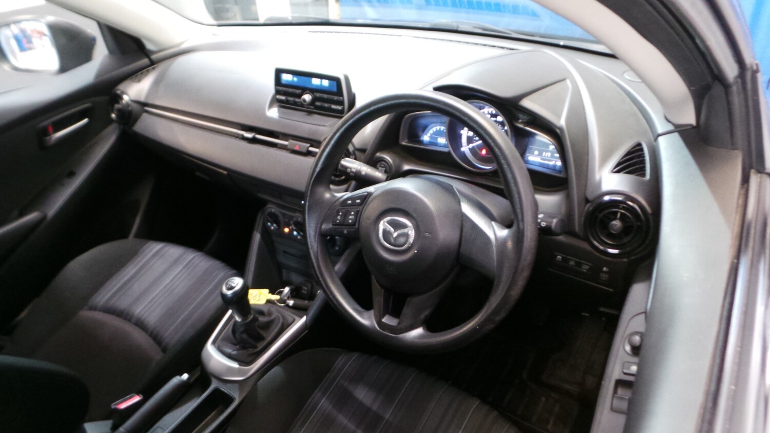 Used Mazda Mazda2 2015 for sale - 77888501: Photo 18