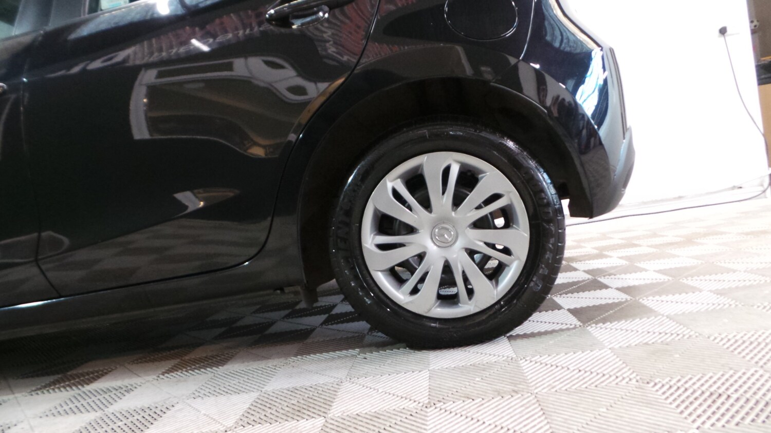 Used Mazda Mazda2 2015 for sale - 77888501: Photo 6