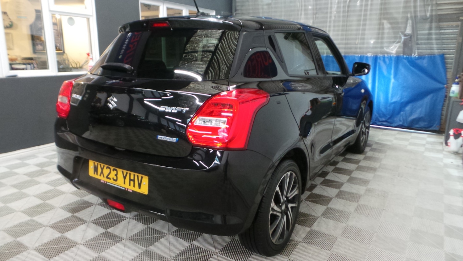 Used Suzuki Swift 2023 for sale - 77804073: Photo 10