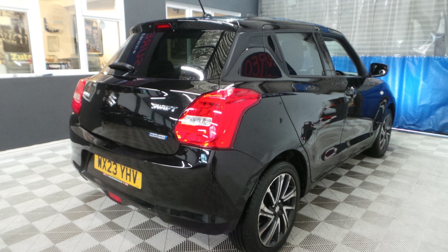 Used Suzuki Swift 2023 for sale - 77804073: Photo 3