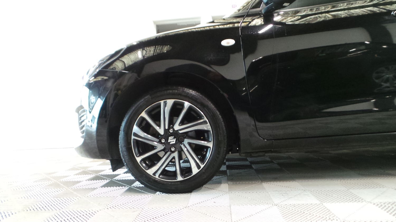 Used Suzuki Swift 2023 for sale - 77804073: Photo 5