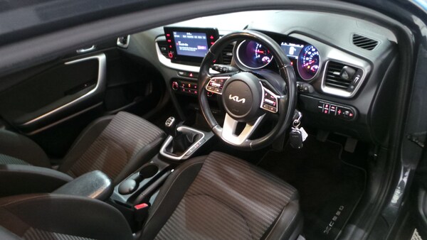 Used Kia XCeed 2021 for sale - 76290169: Photo 24