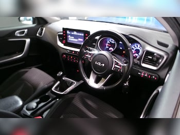 Used Kia XCeed 2021 for sale - 76290169: Photo 3