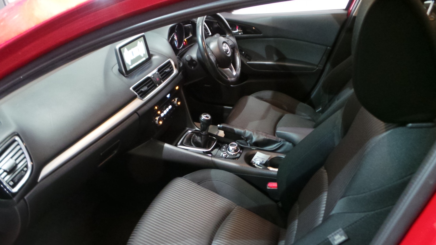 Used Mazda Mazda3 2015 for sale - 76412080: Photo 11