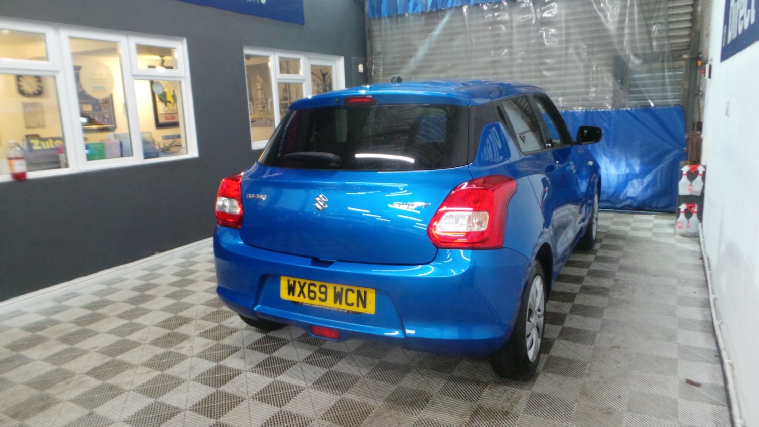 Used Suzuki Swift 2019 for sale - 77650112: Photo 3