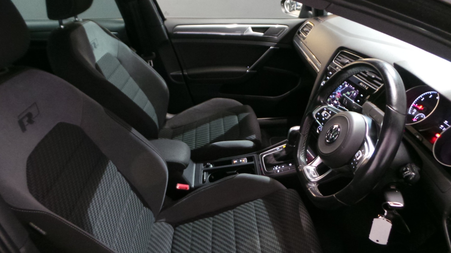 Used Volkswagen Golf 2018 for sale - 77367244: Photo 26