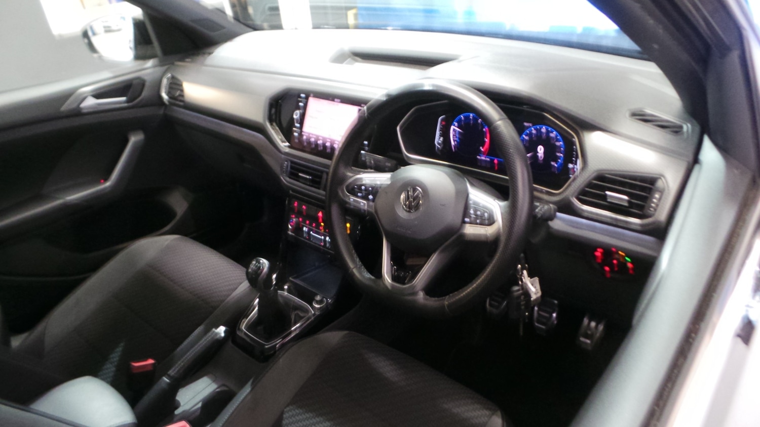 Used Volkswagen T-Cross 2020 for sale - 77378835: Photo 29