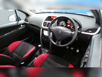 Used Peugeot 207 2012 for sale - 76321799: Photo 4
