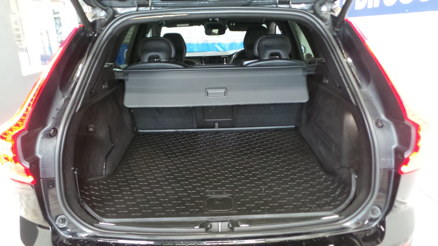 Used Volvo XC60 2019 for sale - 77195742: Photo 7