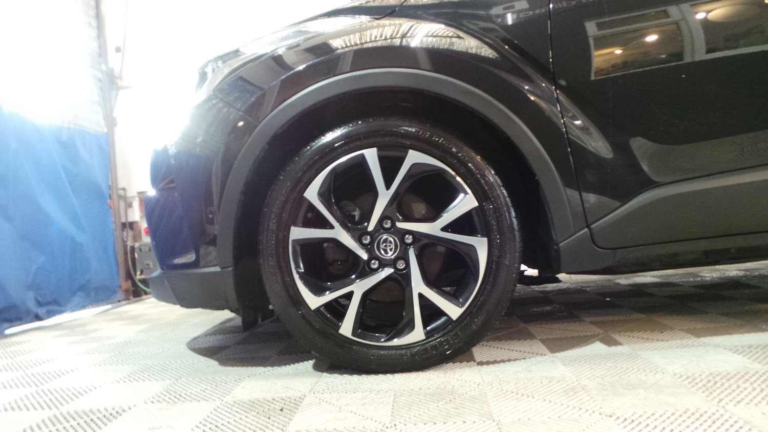 Used Toyota C-HR 2019 for sale - 77298302: Photo 8