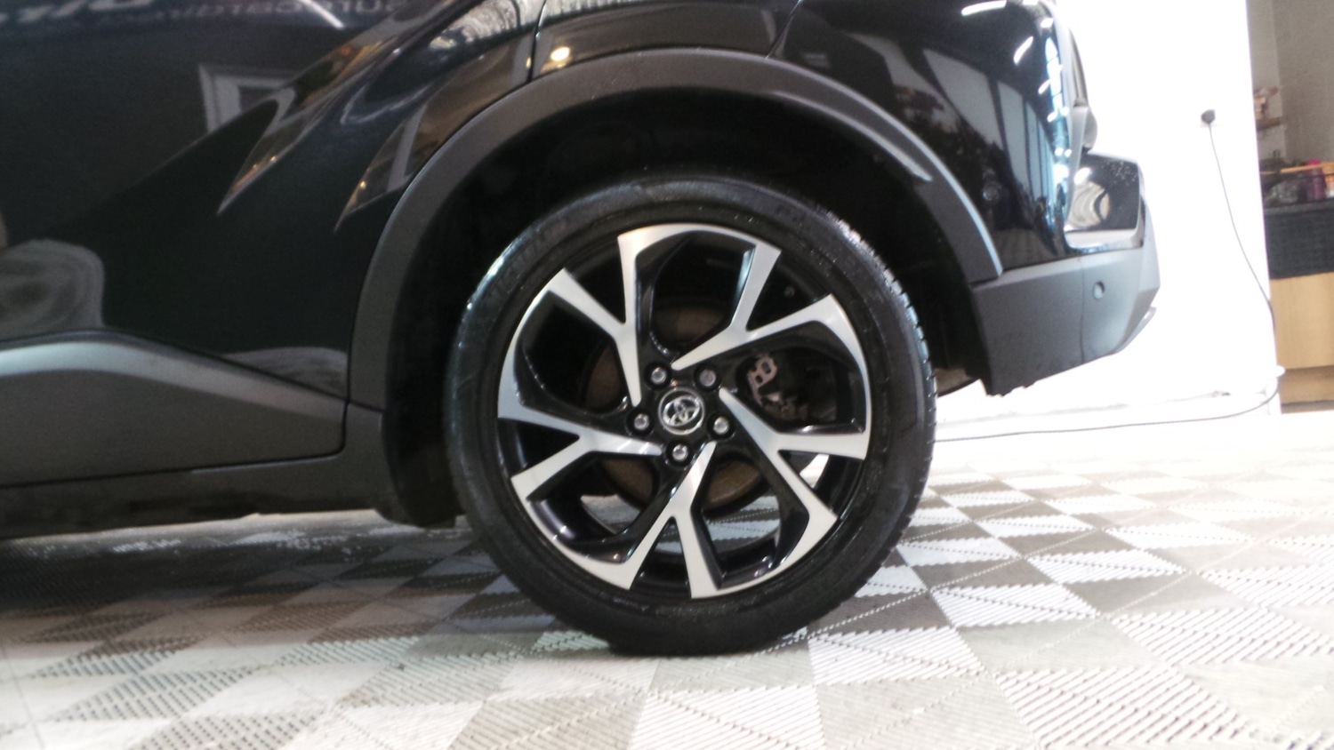 Used Toyota C-HR 2019 for sale - 77298302: Photo 9