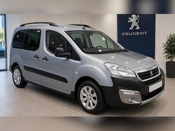 Used Peugeot Partner Tepee 2017 for sale - 78570800: Photo