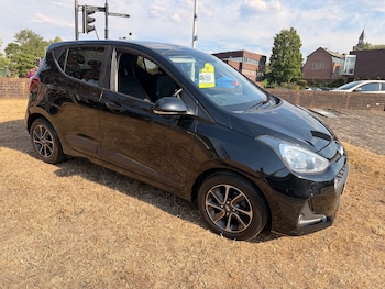Used Hyundai i10 2019 for sale - 78957137: Photo
