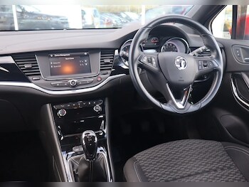 Used Vauxhall Astra 2015 for sale - 78317601: Photo