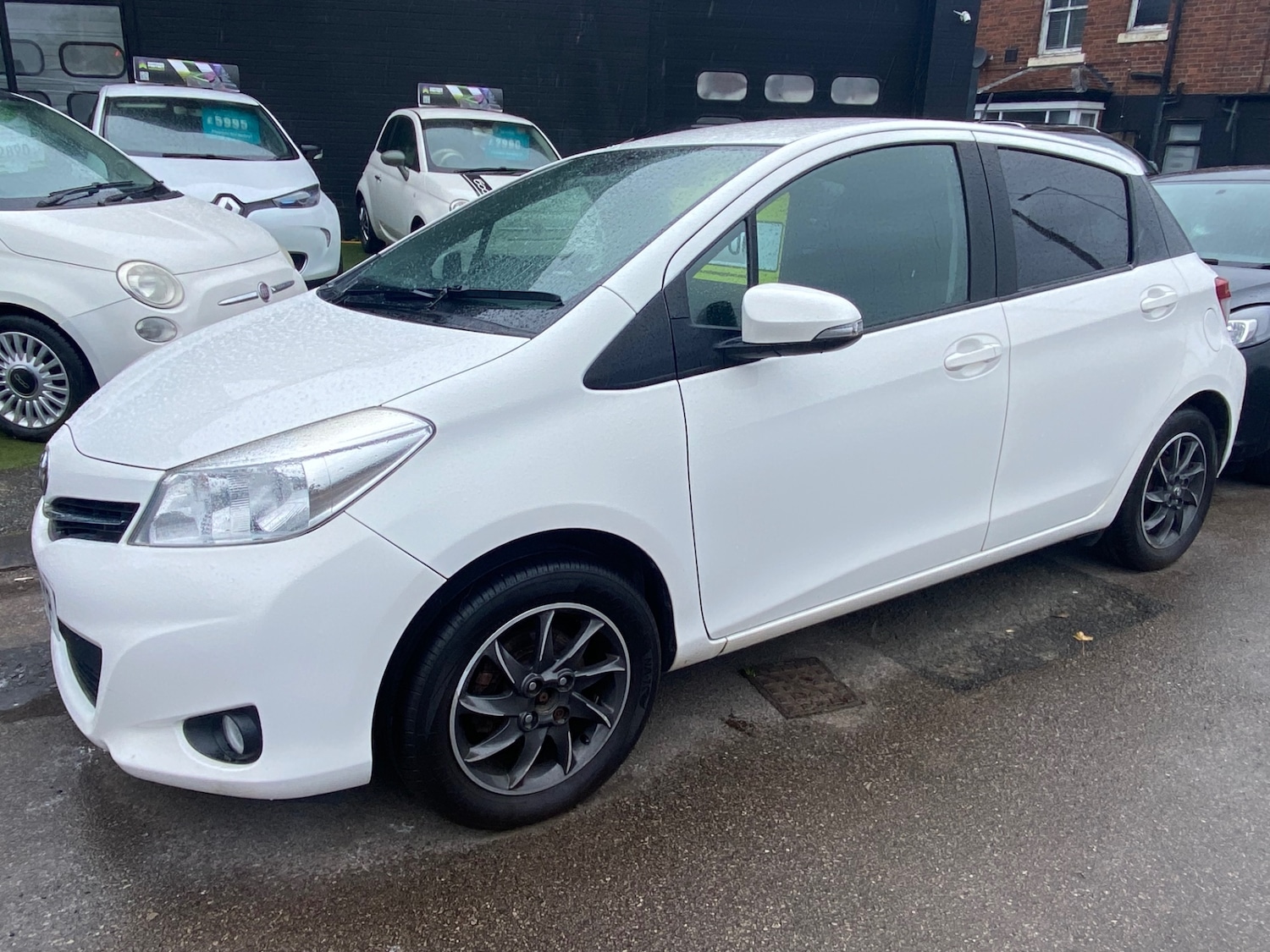 Used Toyota Yaris 2013 for sale - 78039555: Photo 5