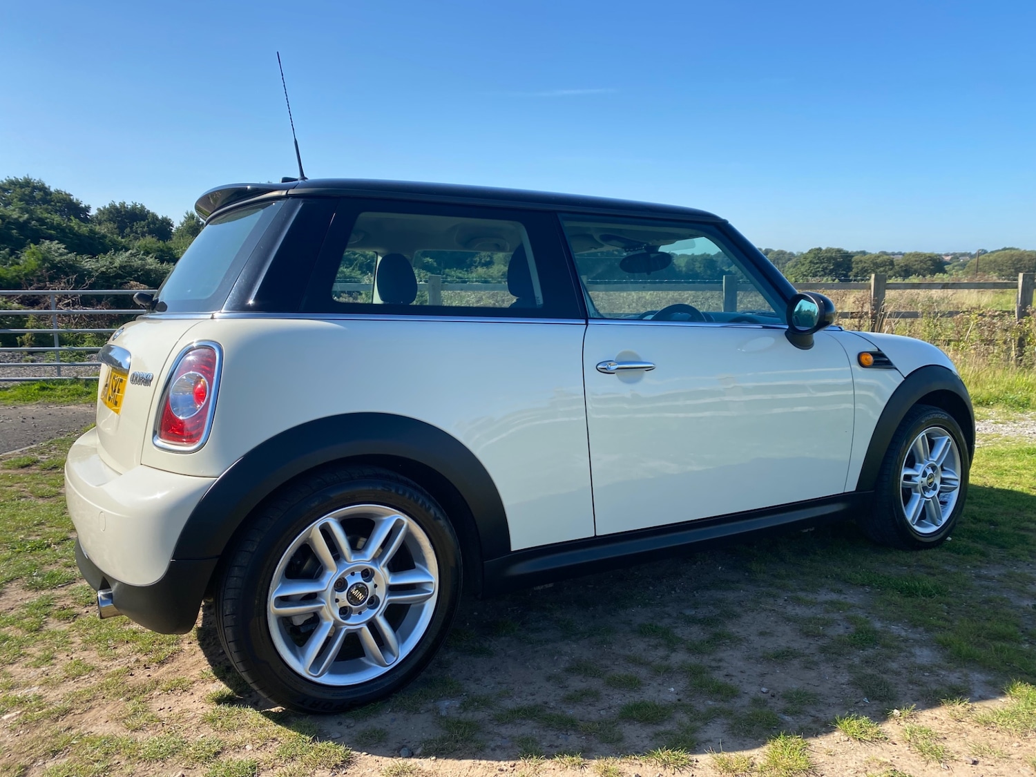 Used MINI Hatch 2011 for sale - 78040327: Photo 7