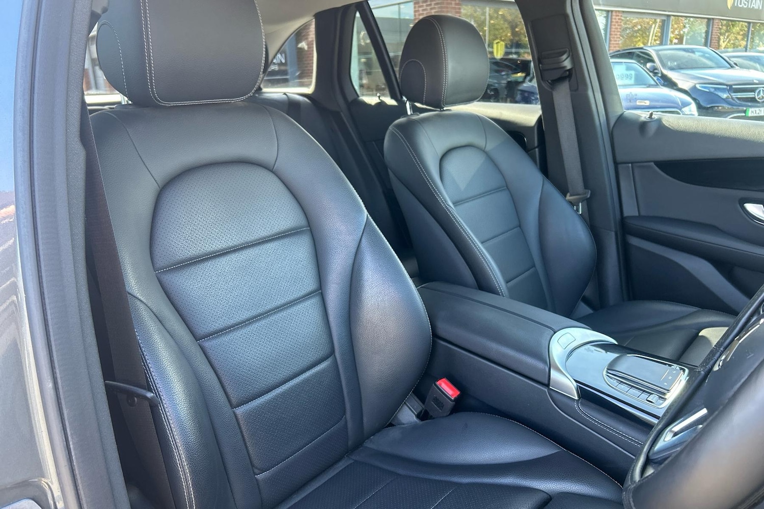 Used Mercedes-Benz GLC 2020 for sale - 76063132: Photo 15