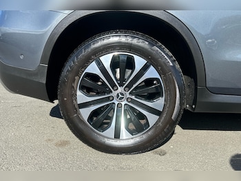 Used Mercedes-Benz GLC 2020 for sale - 76063132: Photo 3