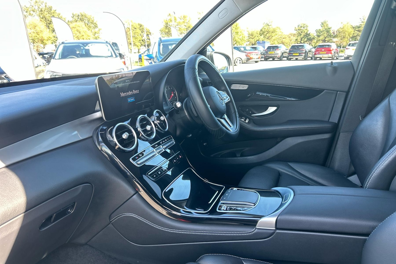Used Mercedes-Benz GLC 2020 for sale - 76063132: Photo 5