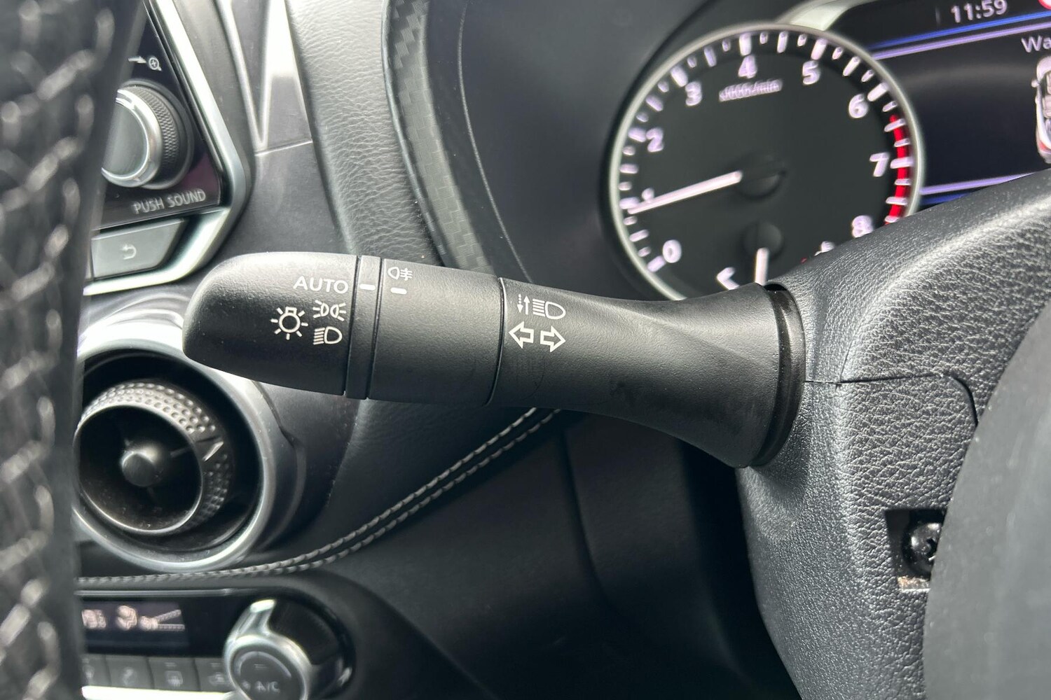 Used Nissan Juke 2023 for sale - 76442601: Photo 23