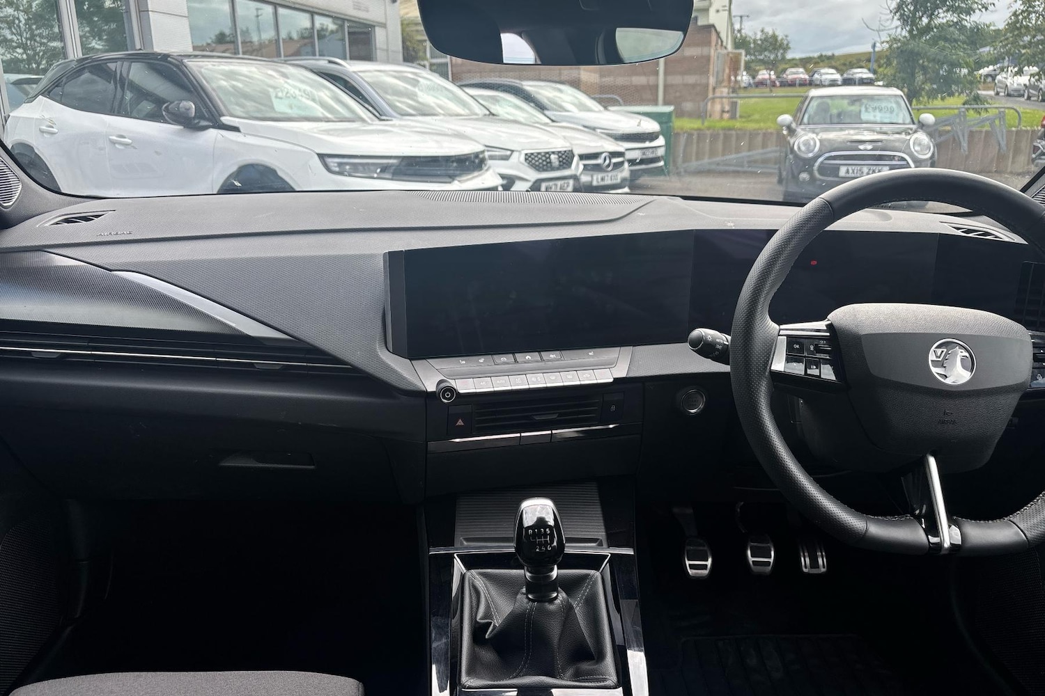 Used Vauxhall Astra 2024 for sale - 76637152: Photo 4