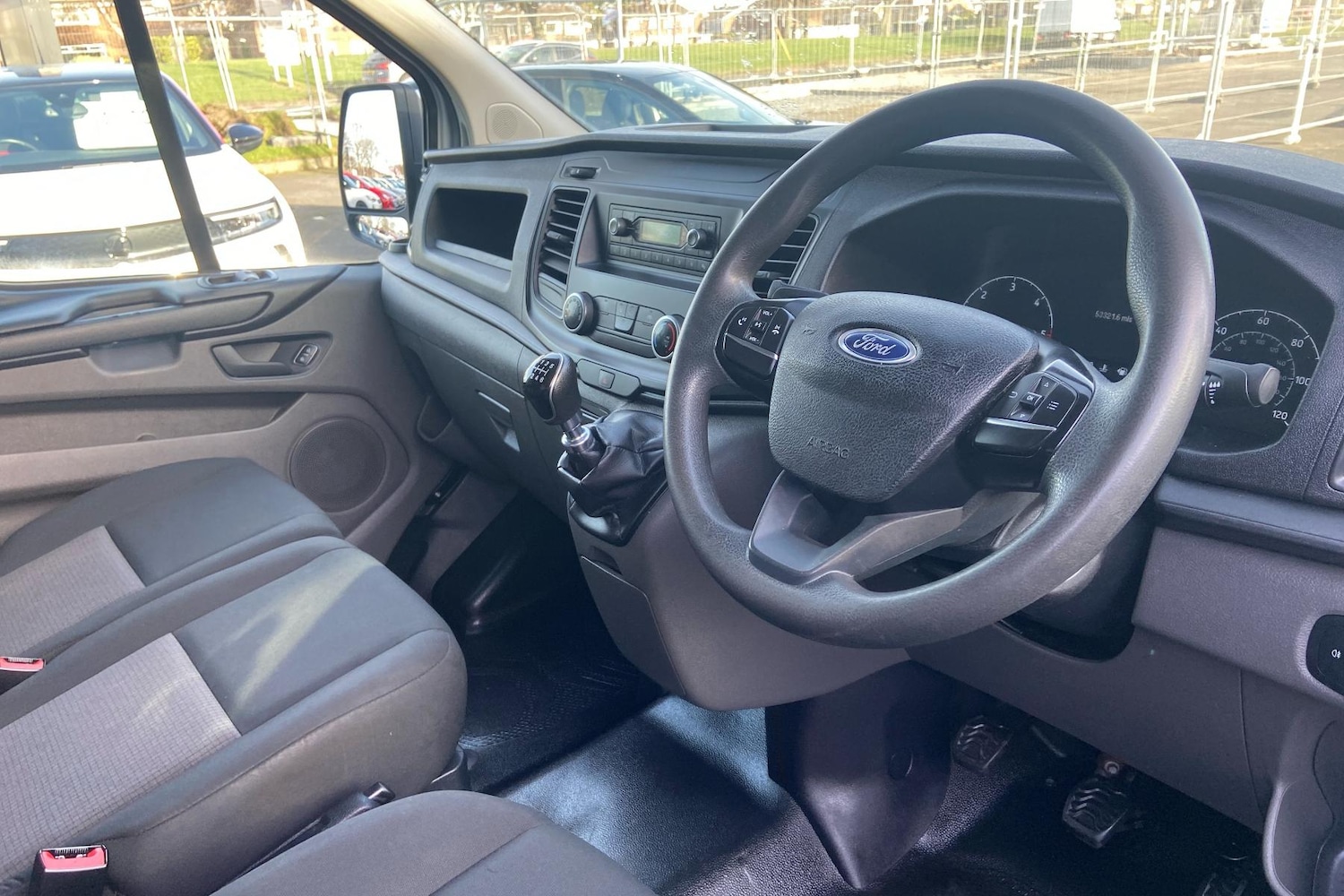 Used Ford Transit Custom 2018 for sale - 72805682: Photo 2