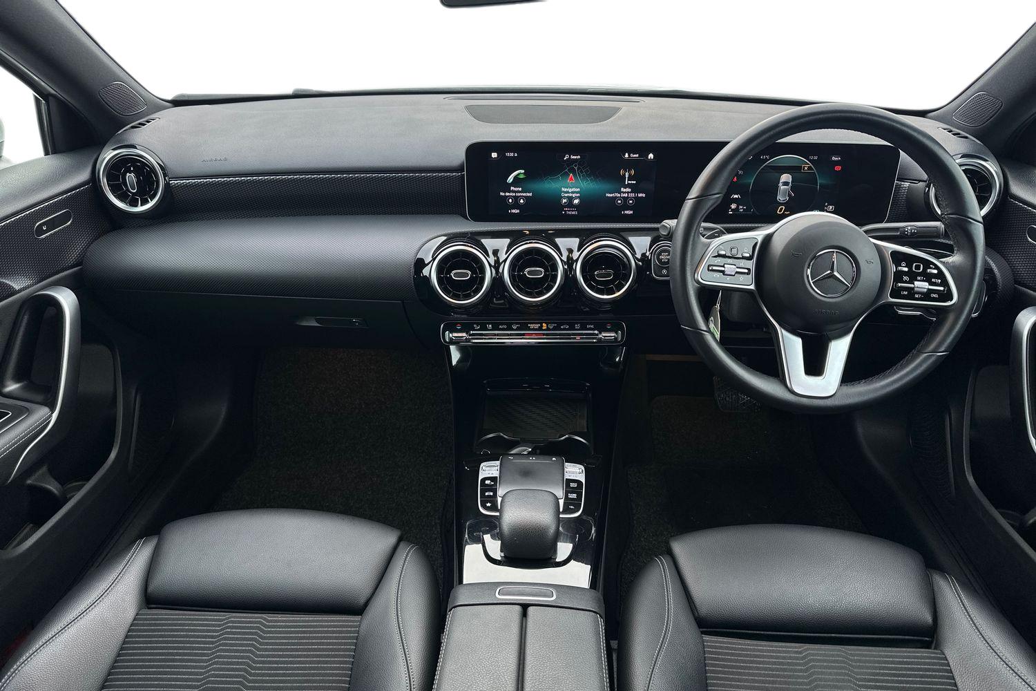 Used Mercedes-Benz A-Class 2018 for sale - 77219915: Photo 4