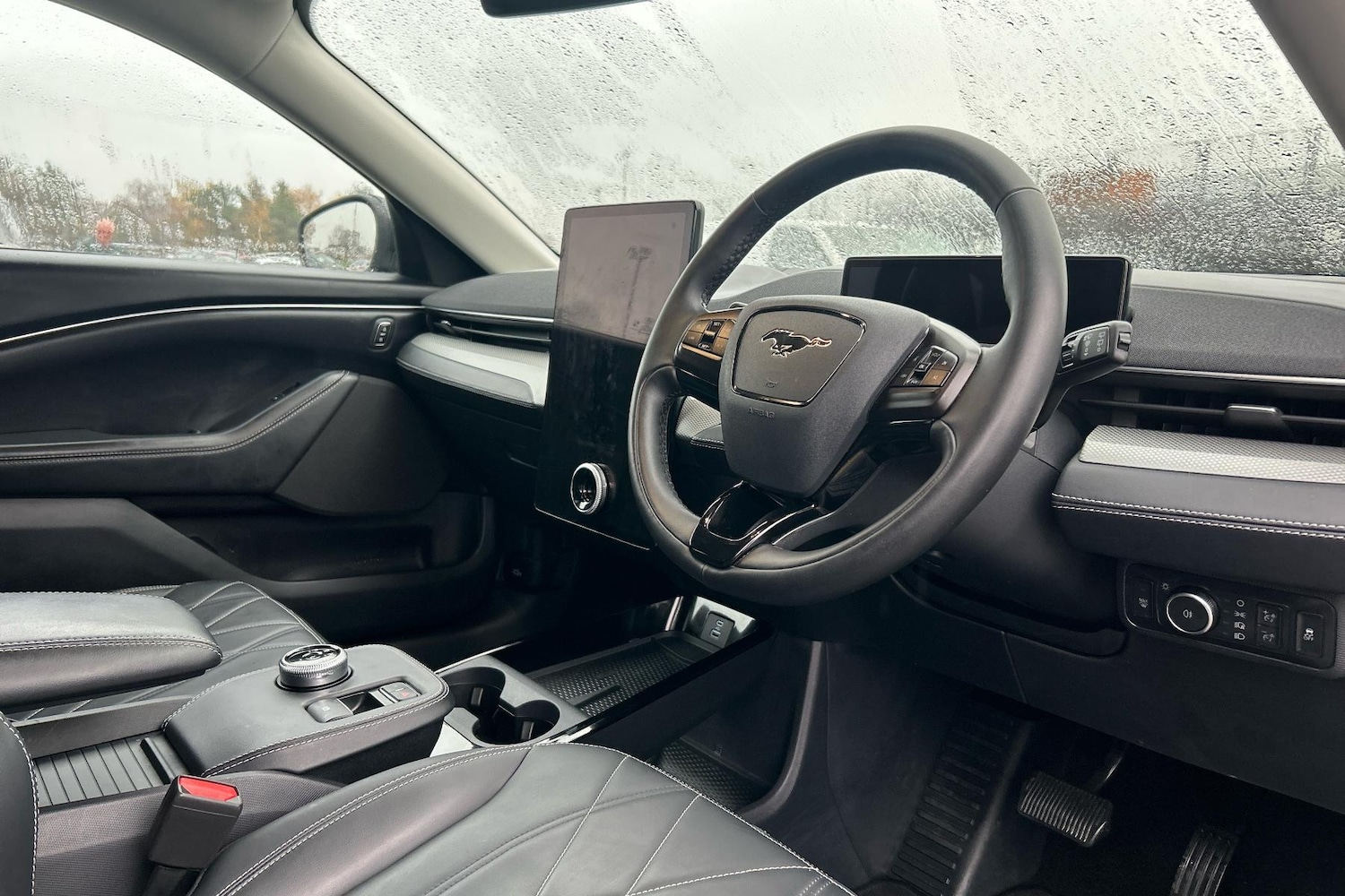 Used Ford Mustang Mach-E 2023 for sale - 76666019: Photo 2