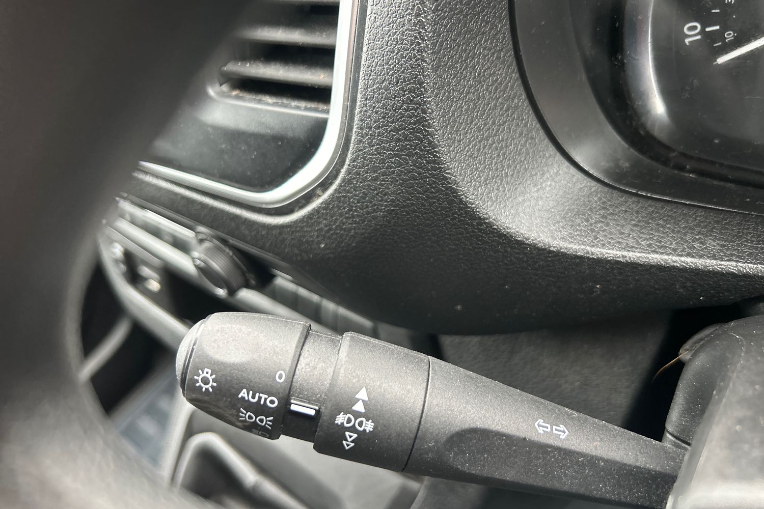 Used Vauxhall Vivaro 2023 for sale - 77661757: Photo 17