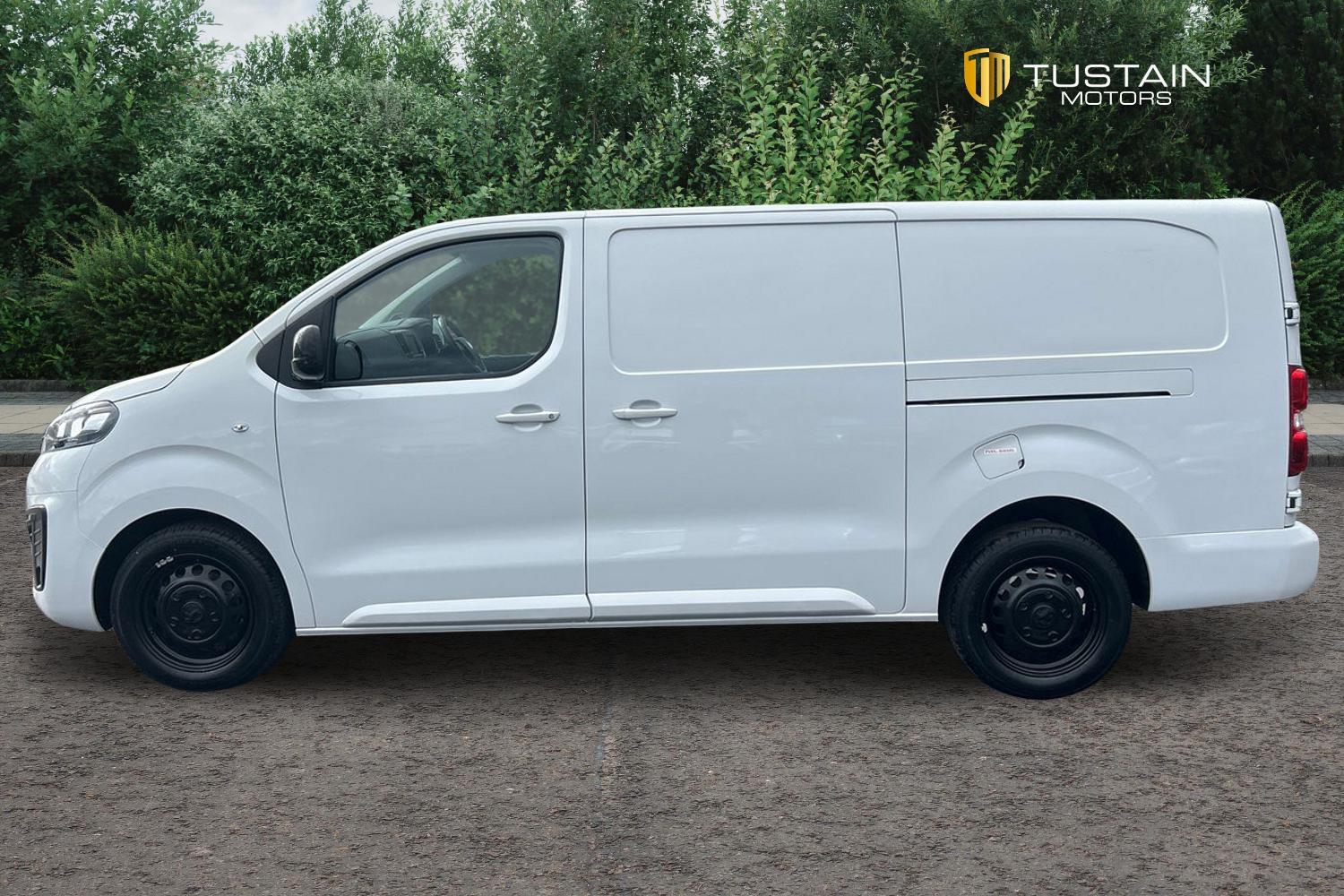 Used Vauxhall Vivaro 2023 for sale - 77661757: Photo 9