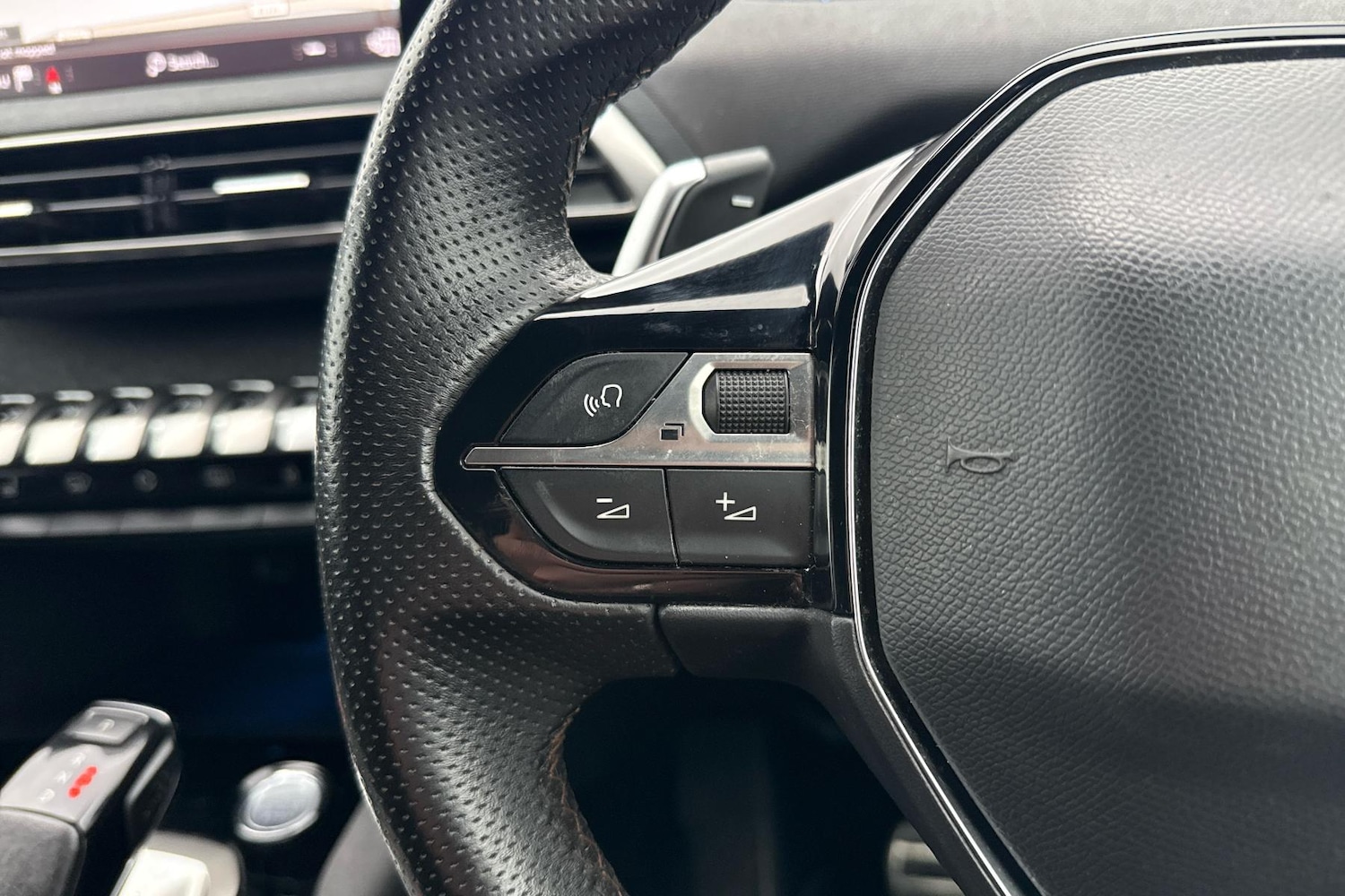 Used Peugeot 3008 2019 for sale - 77996359: Photo 15