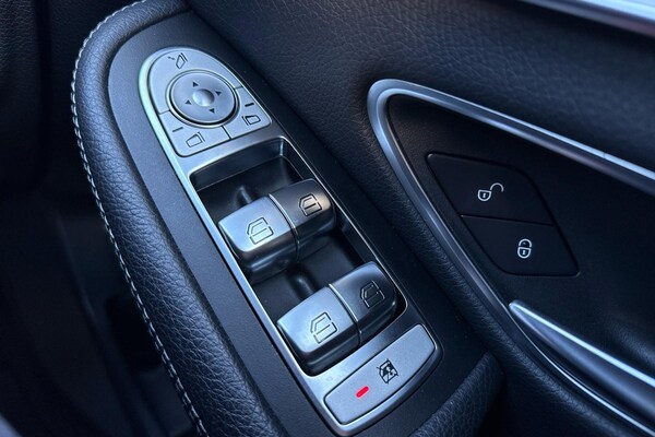 Used Mercedes-Benz C-Class 2019 for sale - 75944200: Photo 20