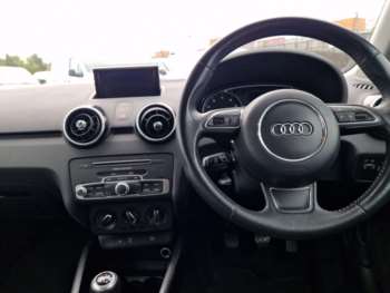 Used Audi A1 2018 for sale - 74911018: Photo