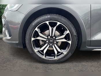 Used Ford Focus 2022 for sale - 79227288: Photo