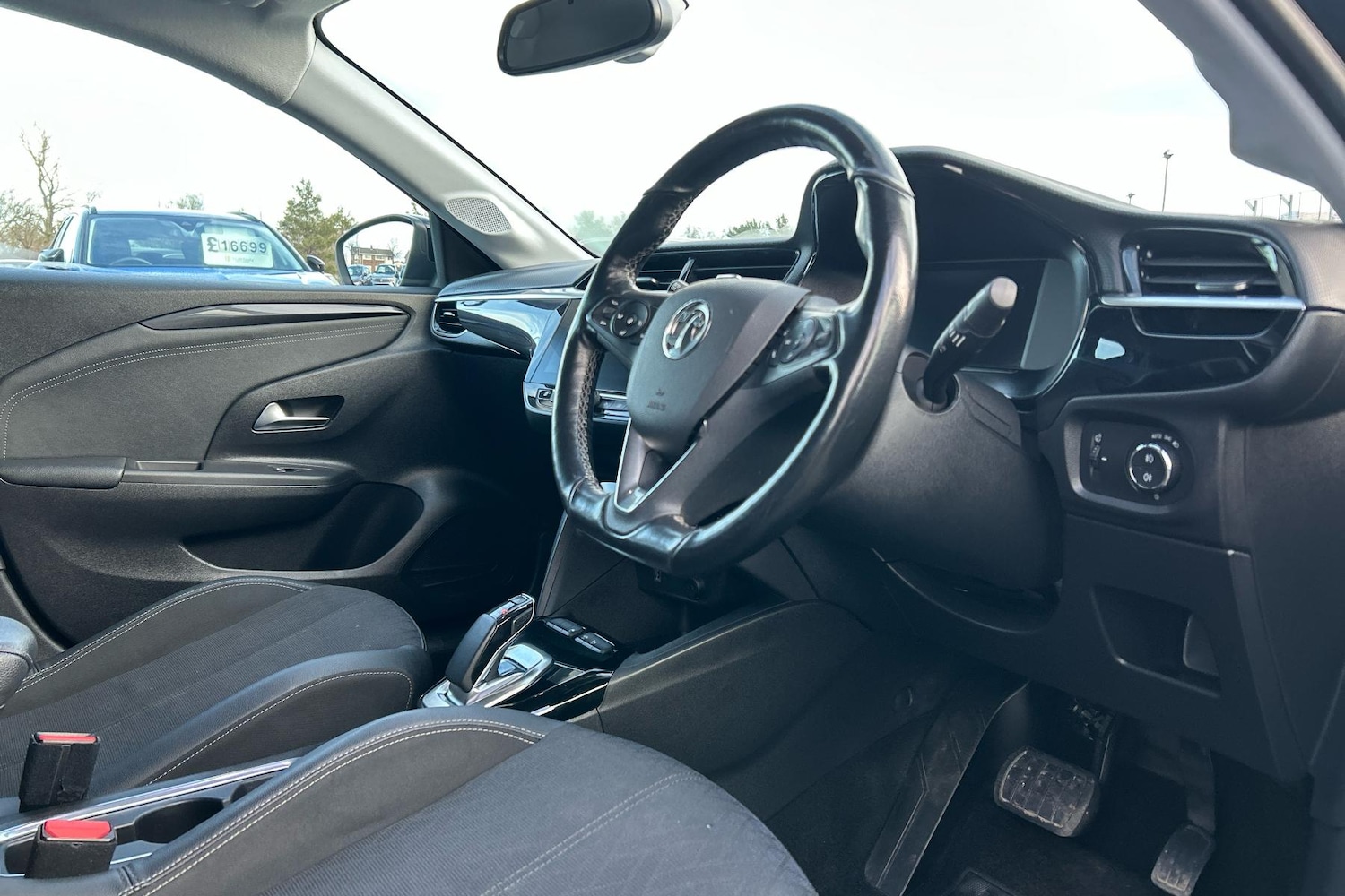 Used Vauxhall Corsa 2020 for sale - 77219931: Photo 2