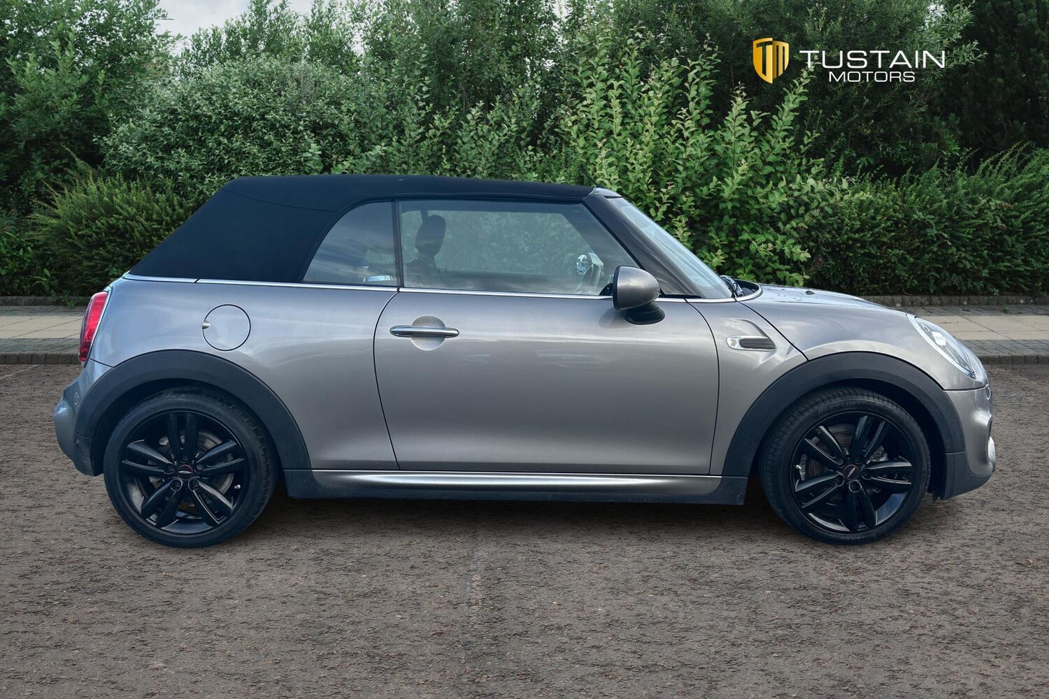 Used MINI Convertible 2019 for sale - 76476220: Photo 8
