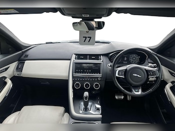 Used Jaguar E-Pace 2018 for sale - 76401576: Photo