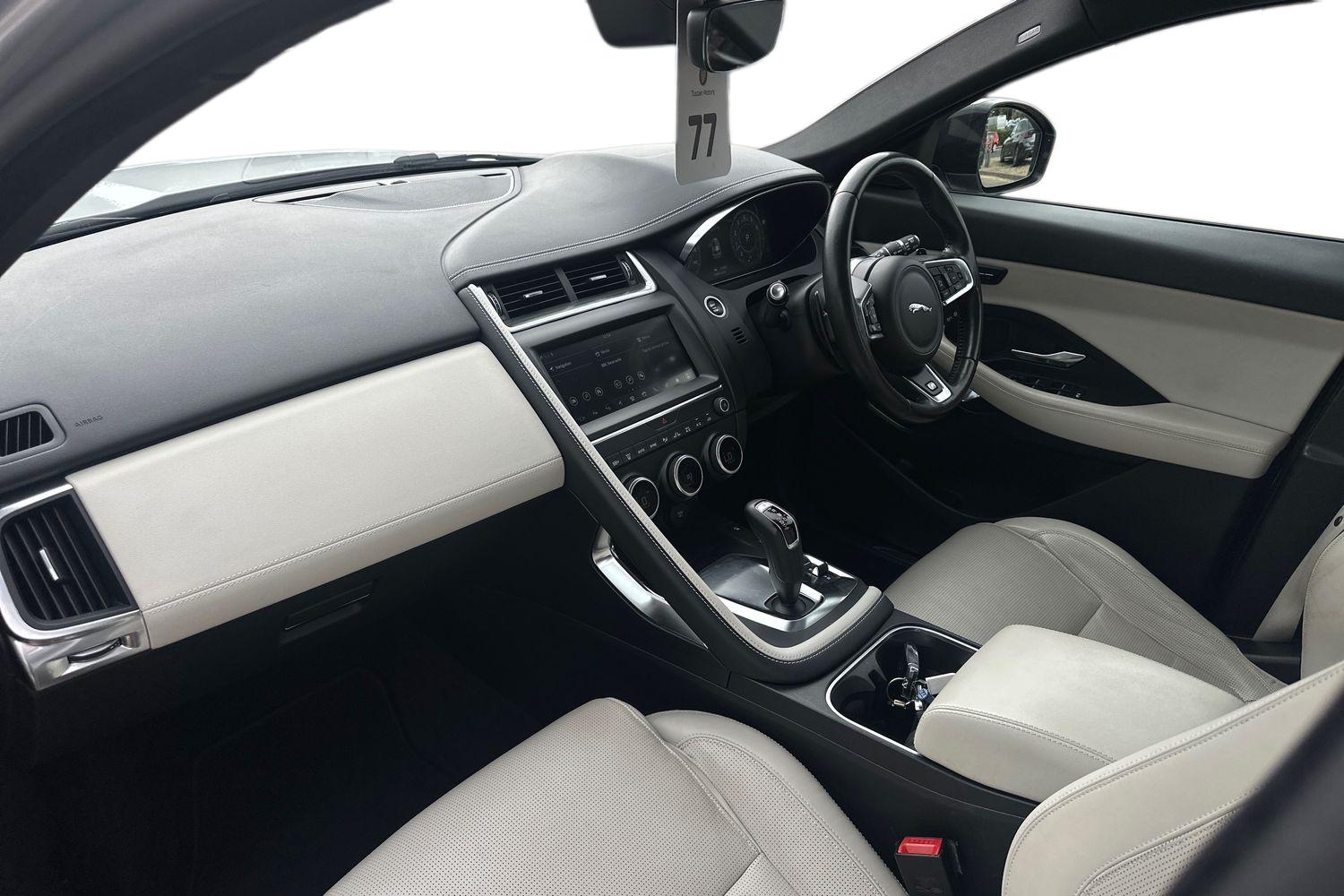 Used Jaguar E-Pace 2018 for sale - 76401576: Photo 5