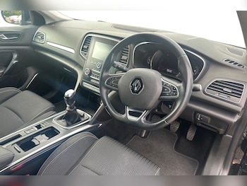 Used Renault Megane 2019 for sale - 75603716: Photo