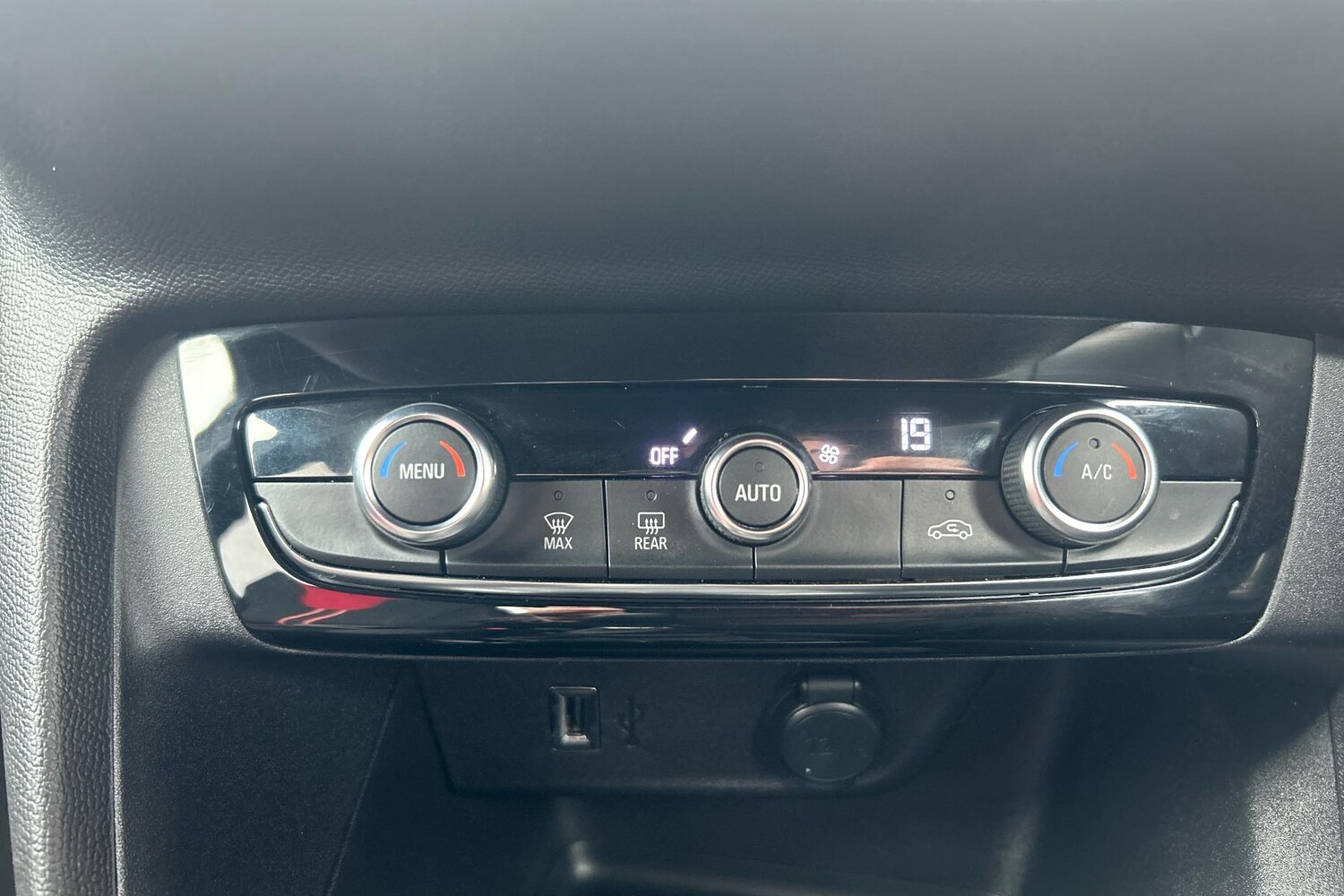 Used Vauxhall Corsa 2023 for sale - 76063103: Photo 22